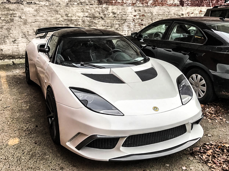 Illustration for article titled How To Turn A Totaled Lotus Evora Into The World's Best Daily DriverÂ